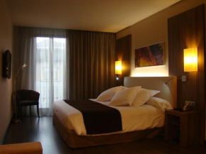 Отель Hotel Aroi Ponferrada  Понферрада